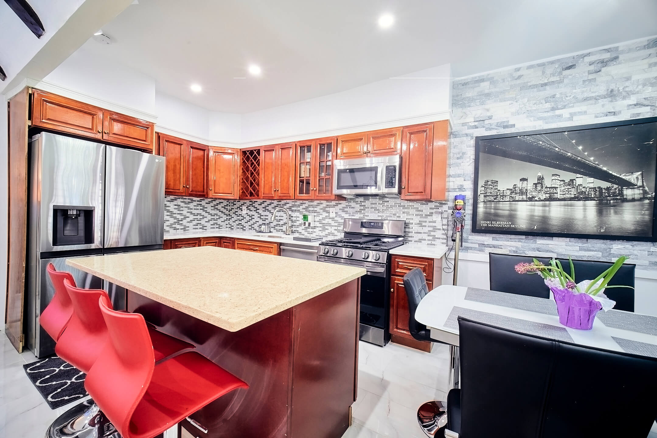 24-01 95th St, East Elmhurst, NY 11369 - Upper Level AirBnB