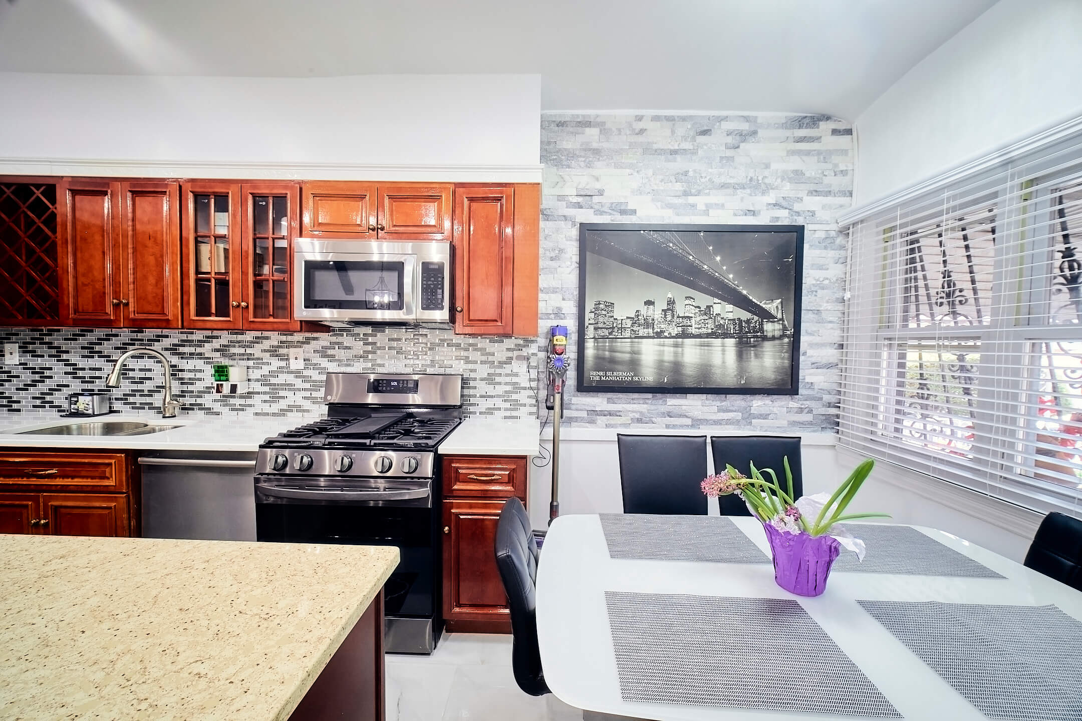 24-01 95th St, East Elmhurst, NY 11369 - Upper Level AirBnB