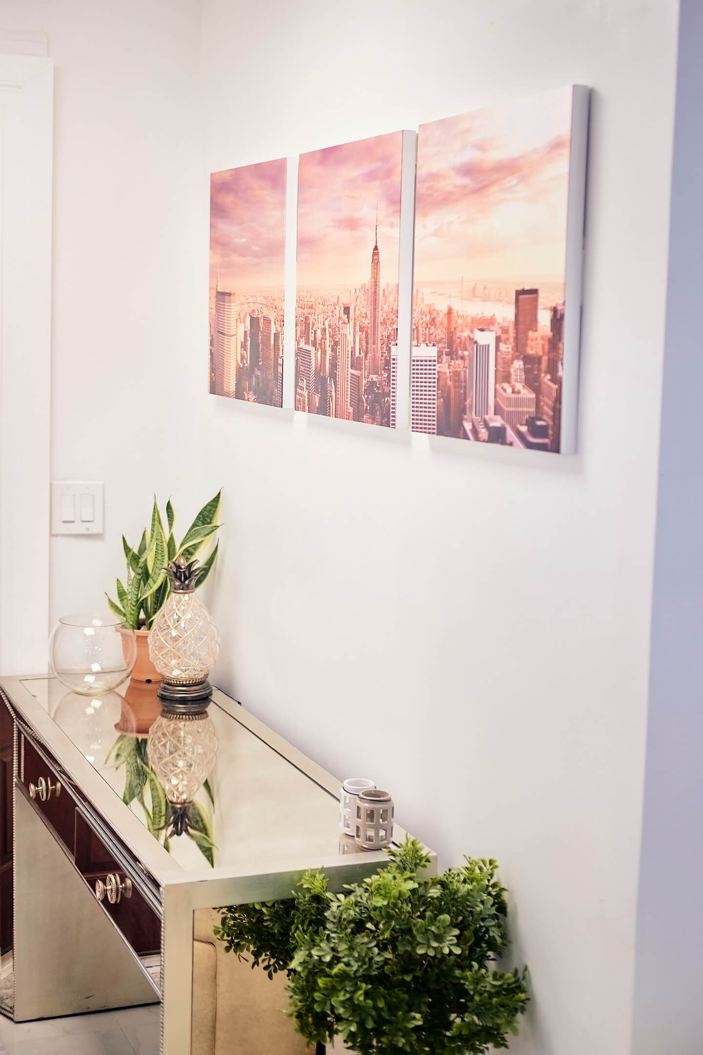 24-01 95th St, East Elmhurst, NY 11369 - Upper Level AirBnB