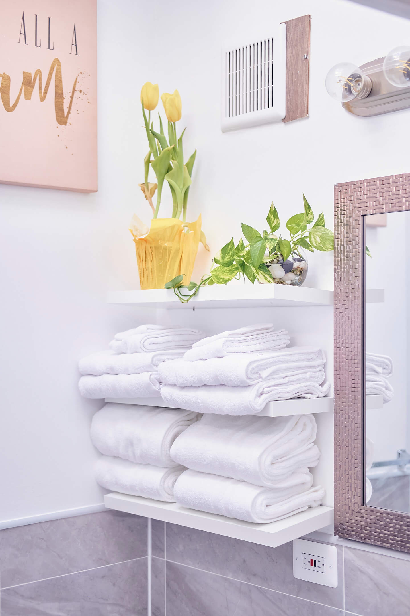 24-01 95th St, East Elmhurst, NY 11369 - Upper Level AirBnB