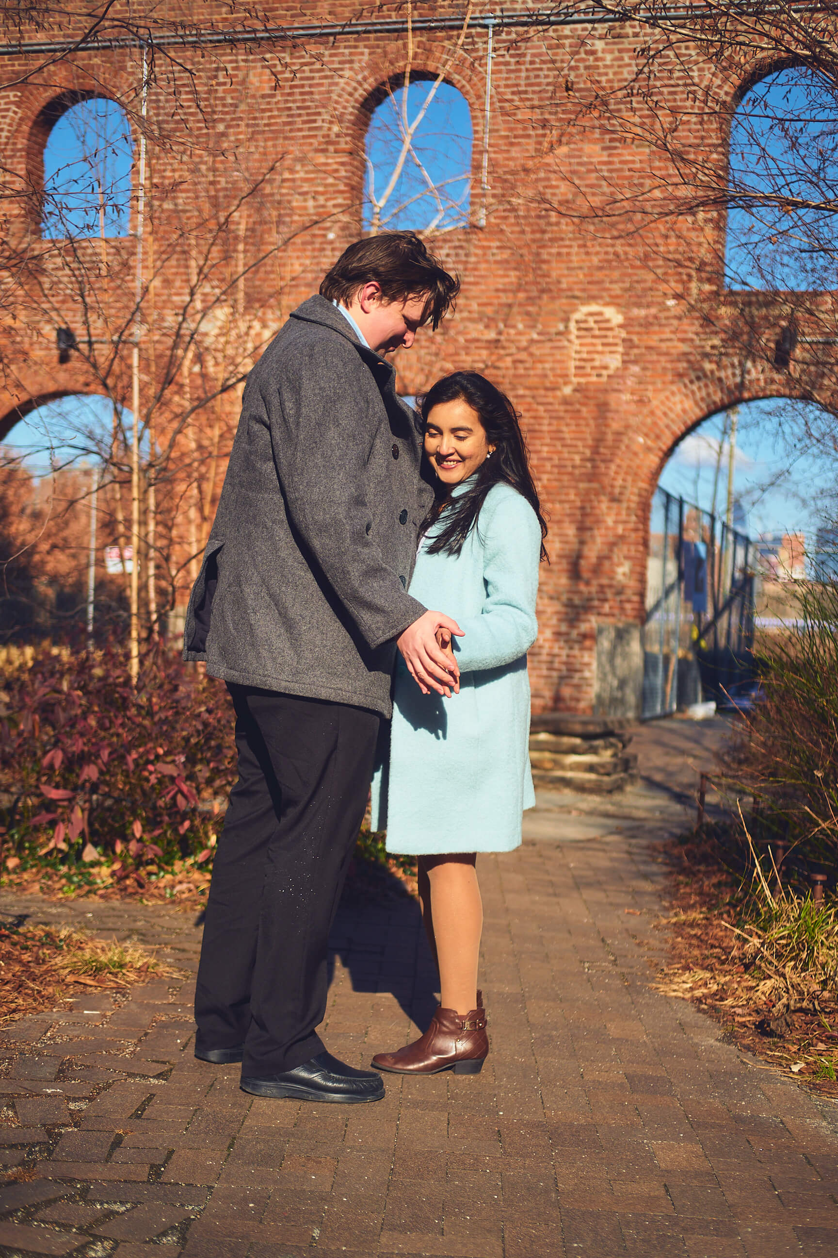 Flora - 1 Year Wedding Anniversary Photoshoot - Couples photography - Portrait Session - Dumbo Brooklyn Bridge Park - New York