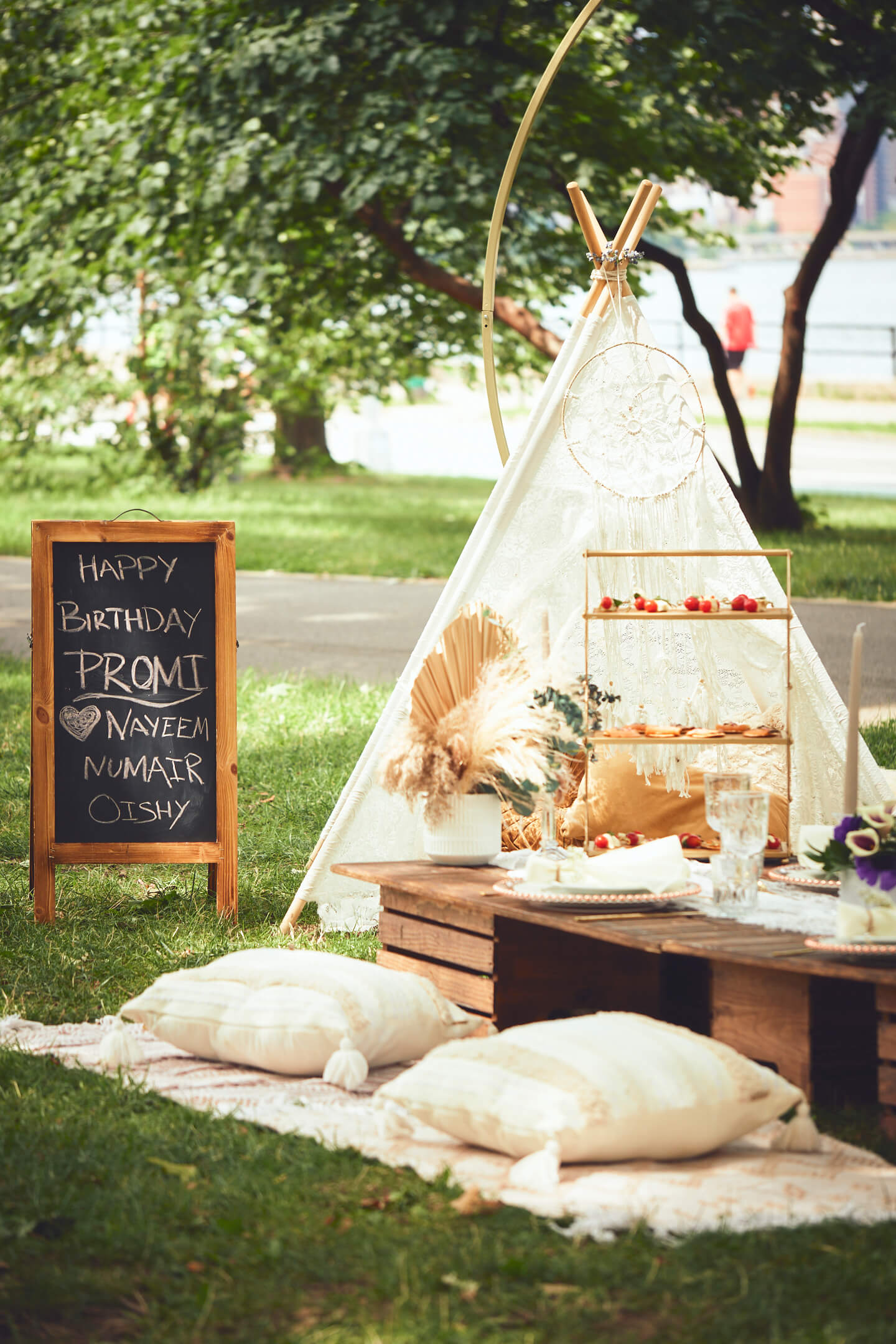 Promi - Surpris Birthday Picnic - Event Photography - Birthday Photography - Astoria Park - Queens New York