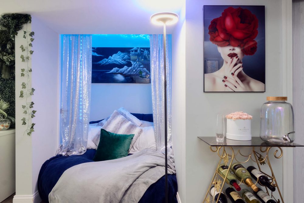 Dhara - BLND Makeup - Studio Space - Peerspace - set-1 Photos - Elizebeth, New jersey - Interior Photography - Real Estate Photography