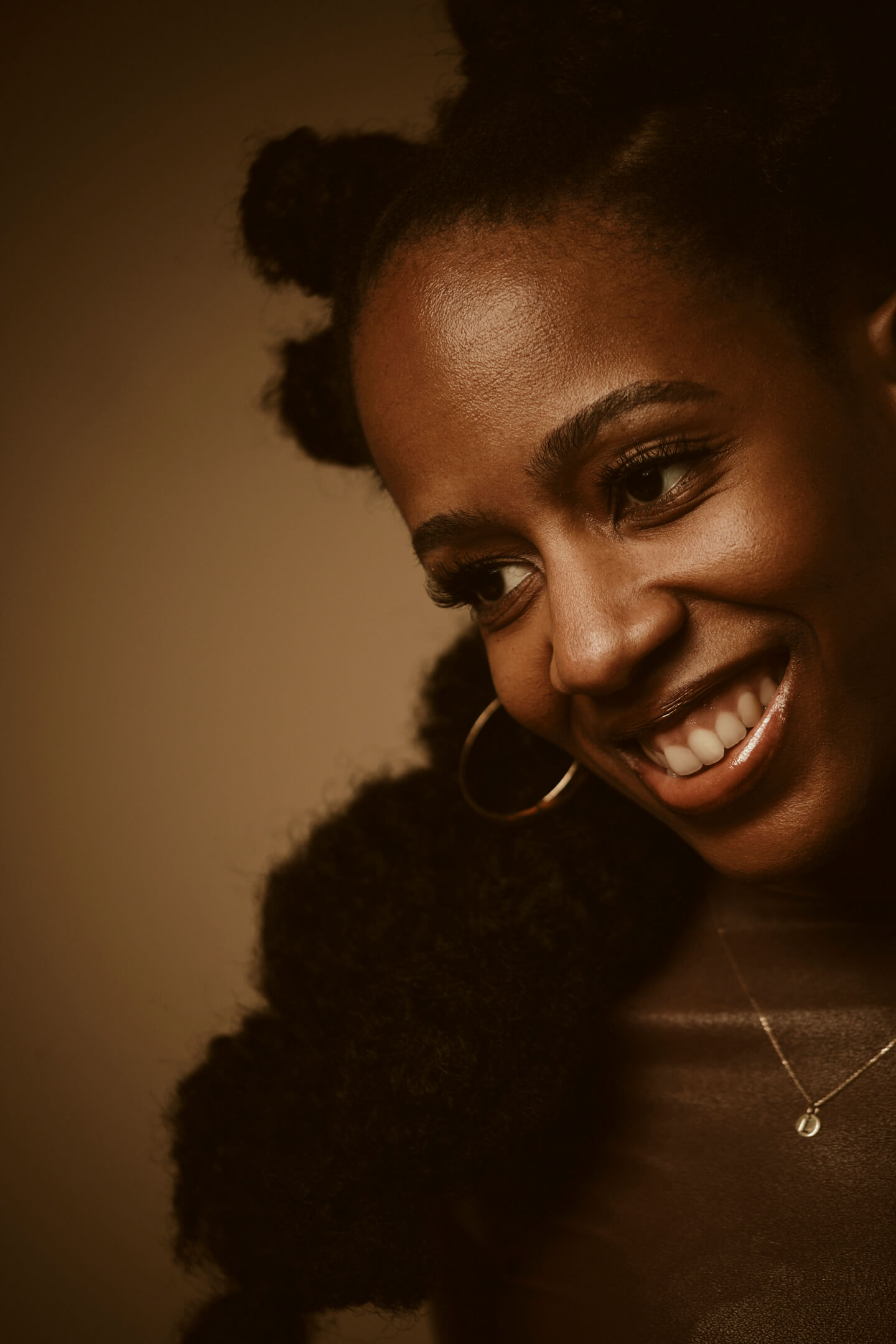 MsLarayne - Headshot Photography - Portrait Photoshoot - Newark, New jersey - Back at it Again