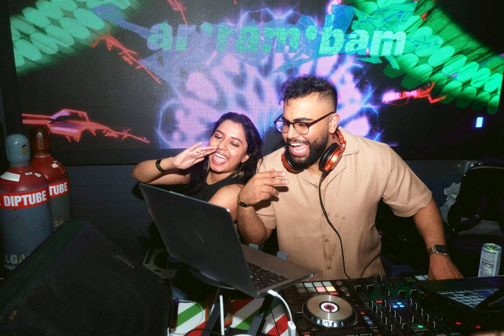 Arrambam - Unnaale - The Album Tour - Tamil Meetup Event - Blue NYC - Event Photography - Networking Event Photography - Lifestyle Photography